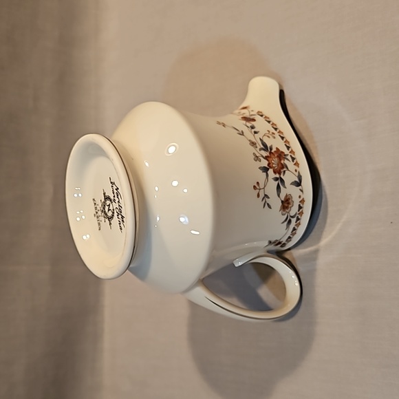 New Noritake Adagio 7237 Creamer & Sugar Bowl w/Lid - Picture 9 of 13